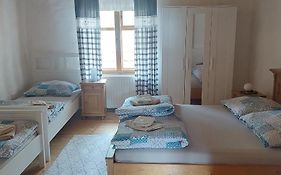 Apartmány U Tří Sluncí