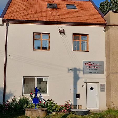 Apartmány U Tří Sluncí Hroubovice Exteriér fotografie